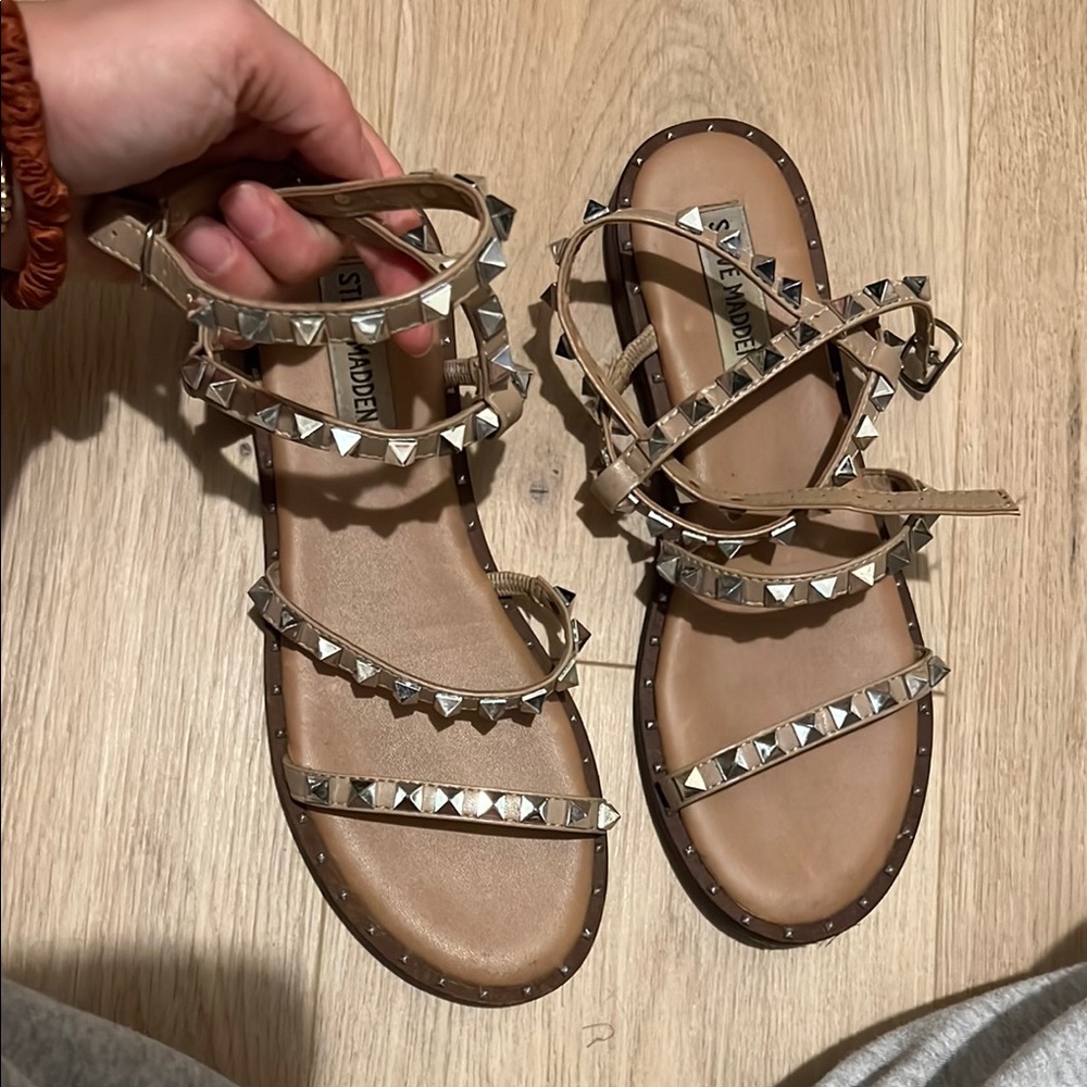 Steve Madden Studded Tan Sandals